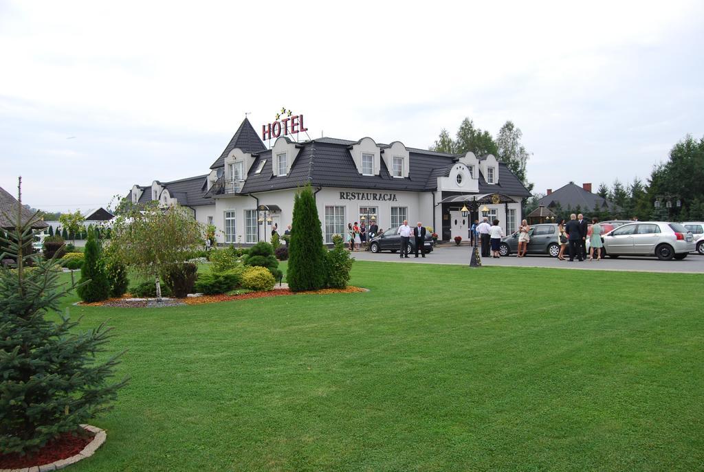 Hotel Campari Góra Motyczna Exteriér fotografie